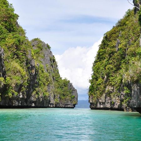 Neela Tourist Lodge El Nido Exteriör bild